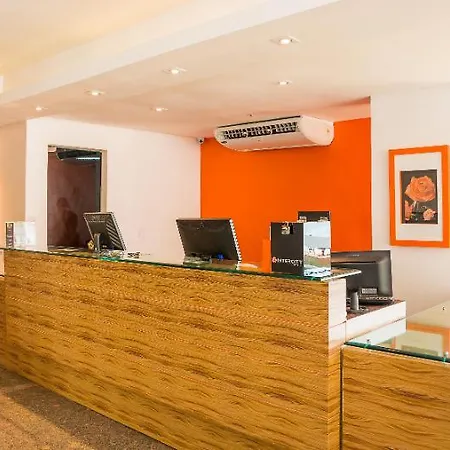Aparthotel Flat Golden 4*