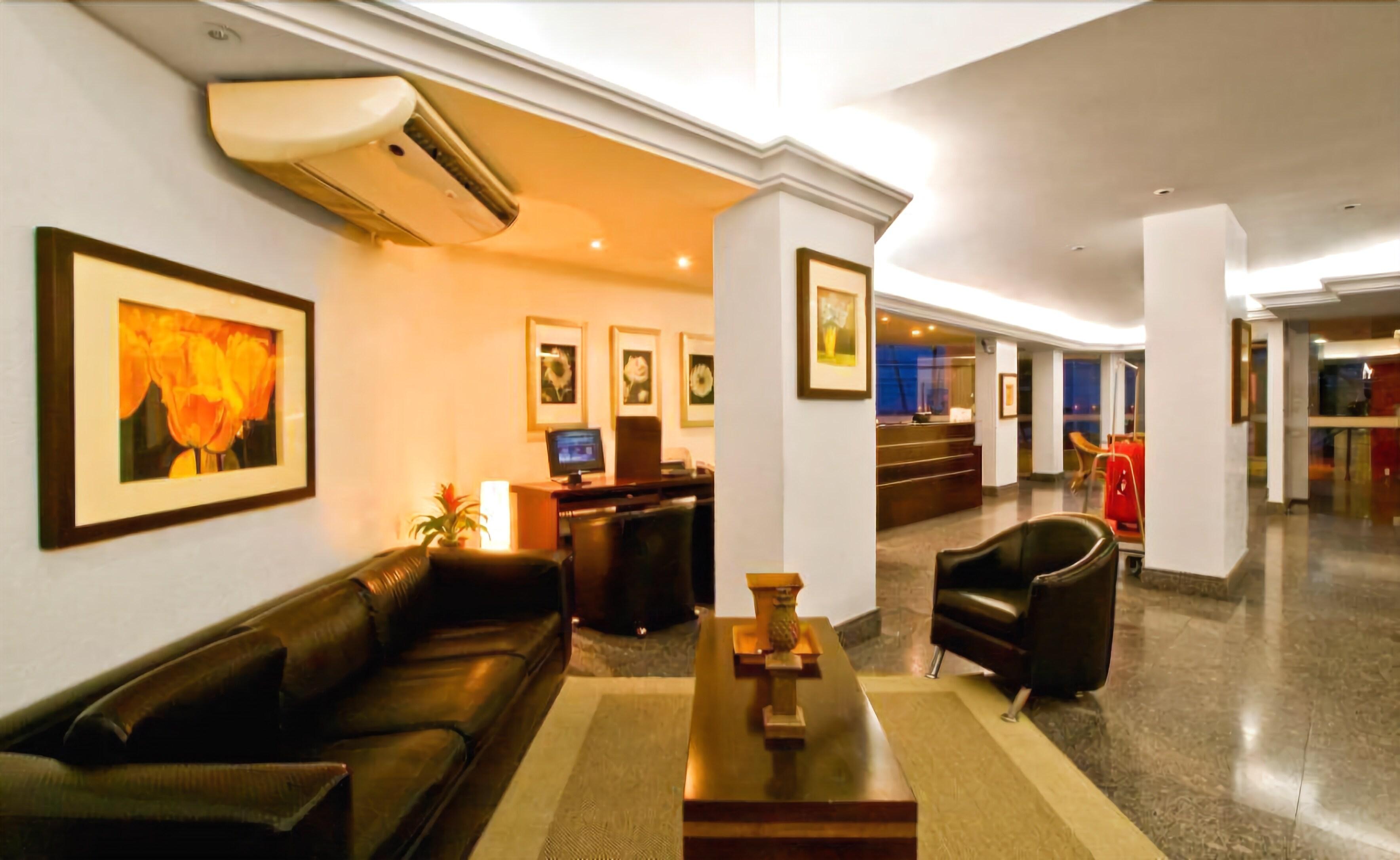 Aparthotel Flat Golden 4*