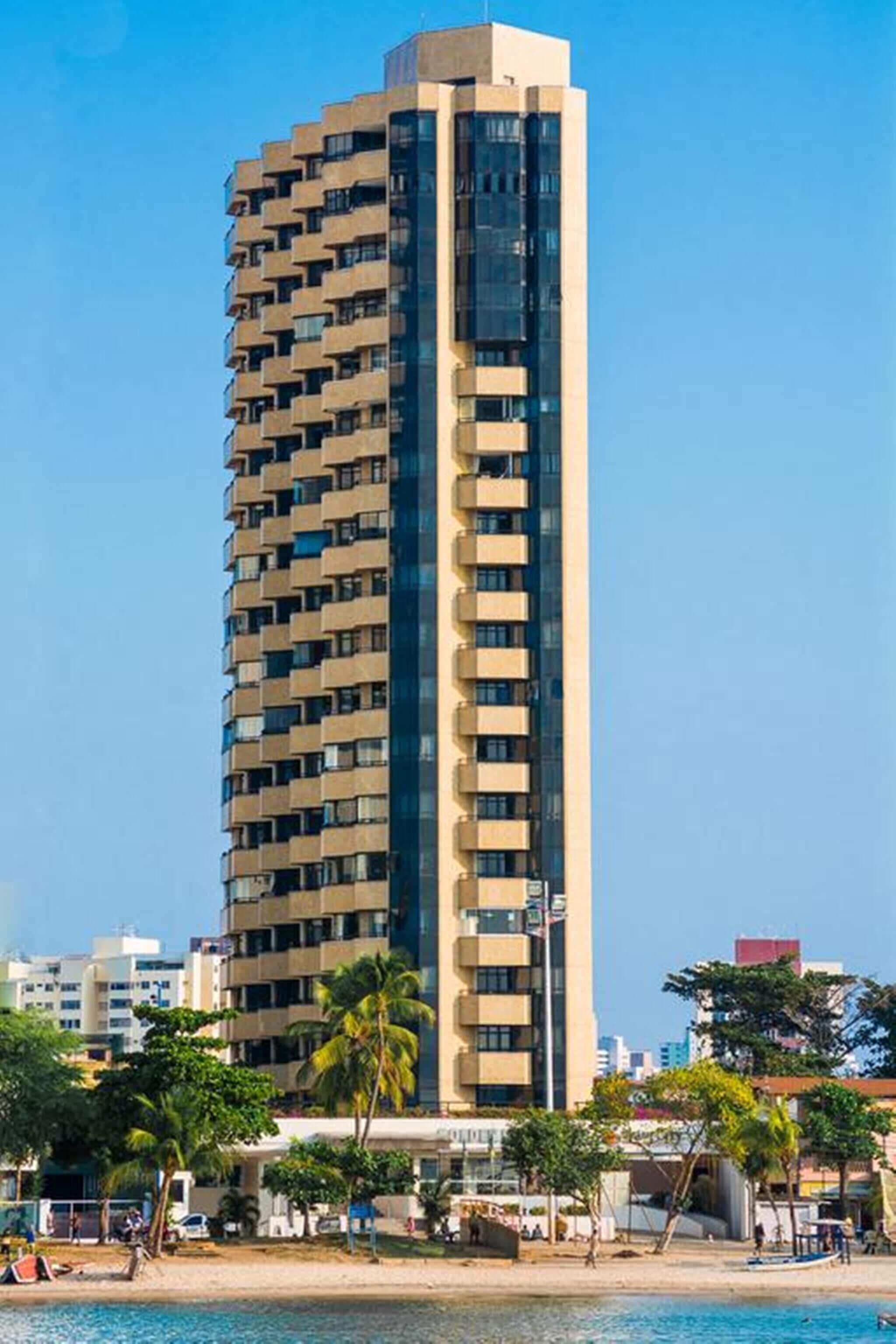Flat Golden Aparthotel 4*